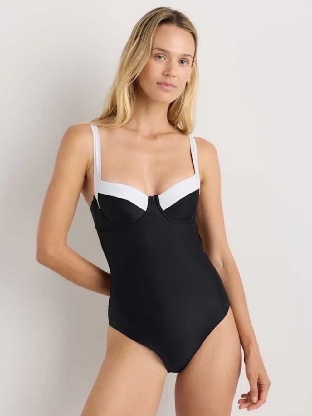 NWT Quince Italian Underwire One-Piece Swimsuit / Limited Edition Size L